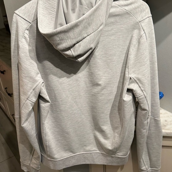 Lululemon Athletica | Grey Zip Up Hoodie | Medium | Worn Once! - Picture 2 of 4